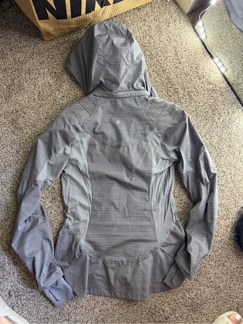 Lululemon Jacket - Picture 5 of 6